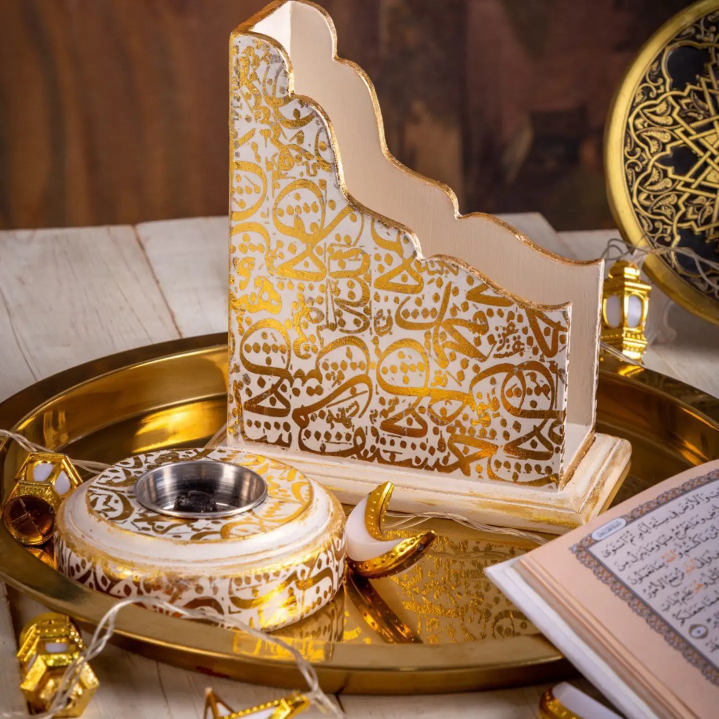 Gold Arabic calligraphy Ramadan decor set